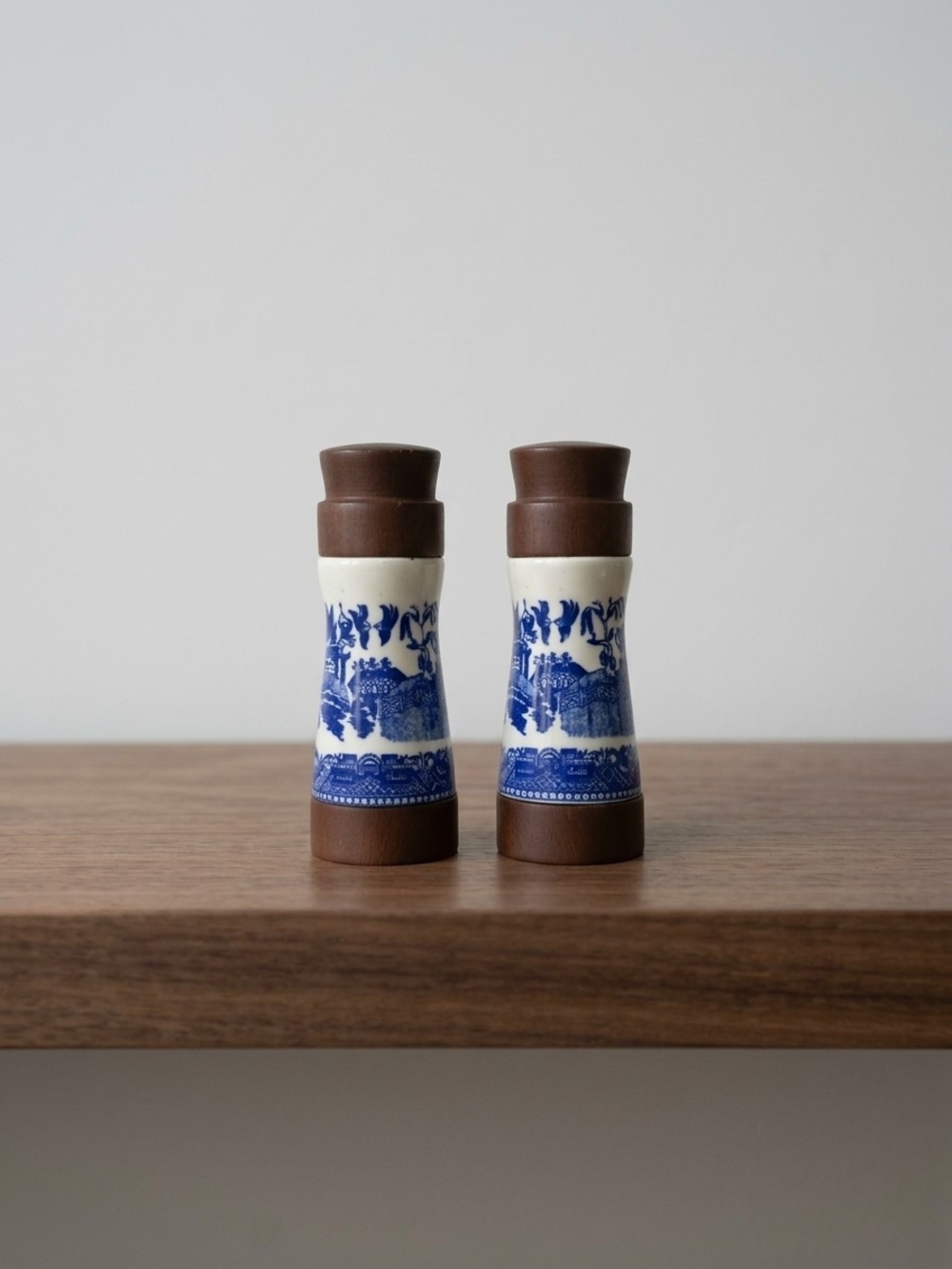 Blue Ceramic Salt and Pepper Shakers/ Vintage Chinoiserie Shakers Set